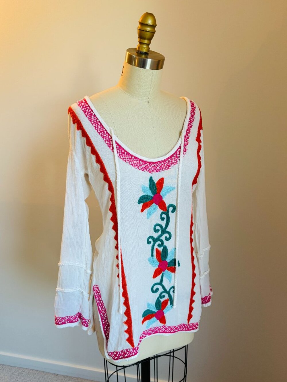 Letarte White Embroidered & Beaded Floral Tunic Beach Cover Up Boho Resort -Sm